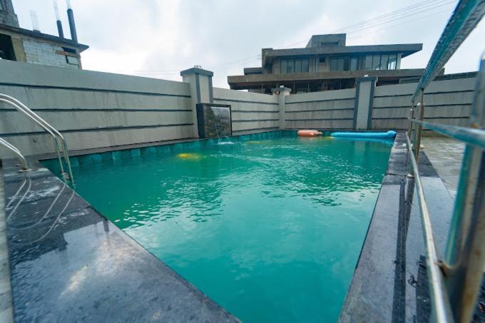Cabana Luxury Palace Villa Лонавала Екстериор снимка